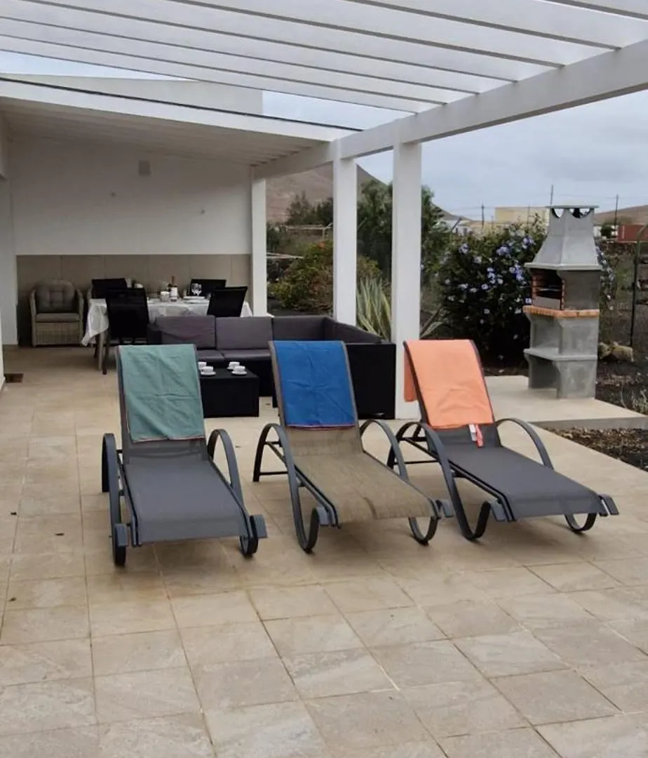 Villa Estrella De Blanca La Oliva 0*,