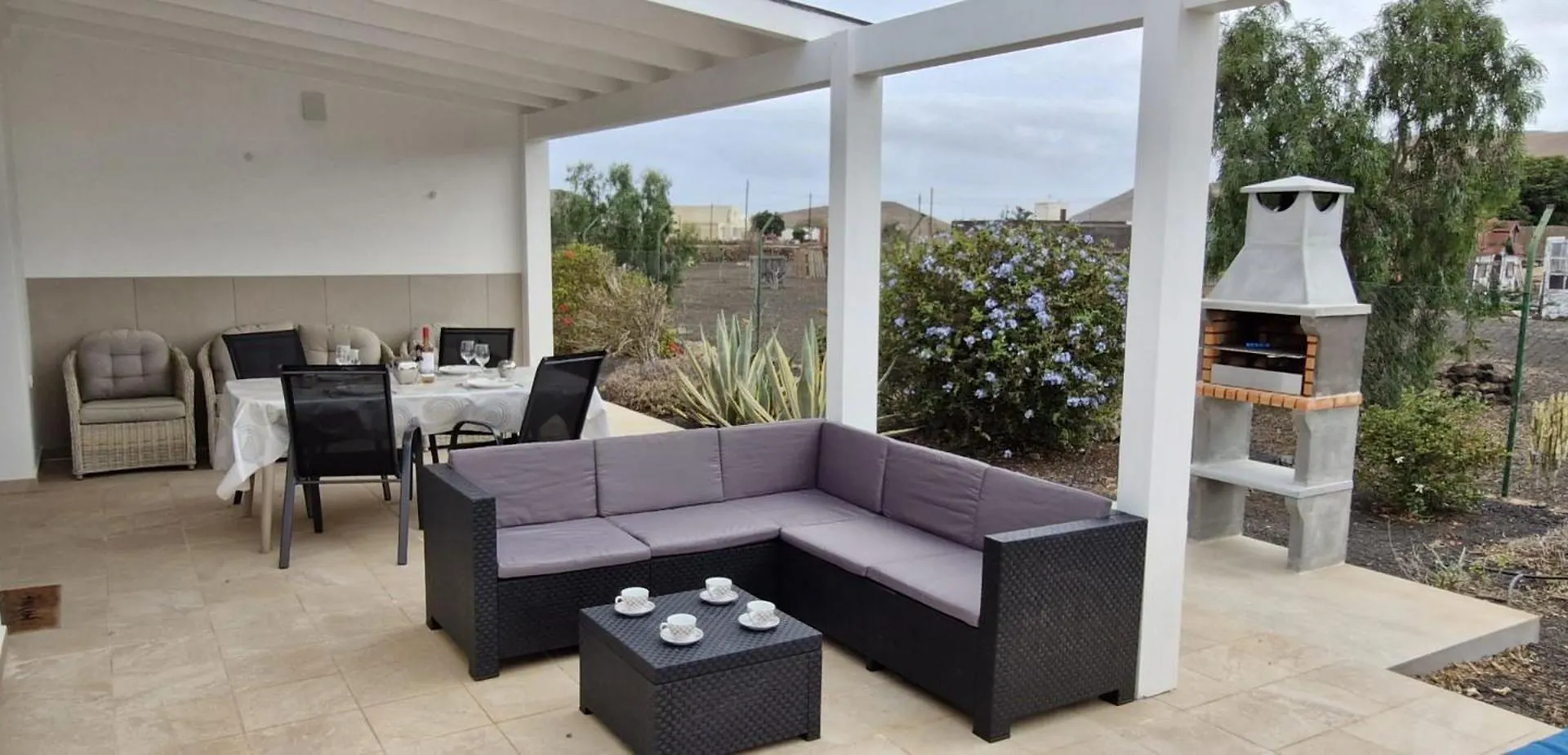 Villa Estrella De Blanca La Oliva Spanien